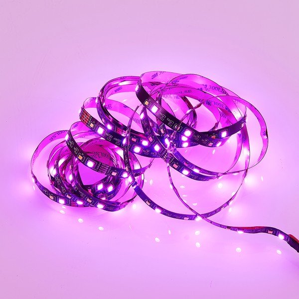 Črn LED trak 500 cm Grip – Reality-image-3