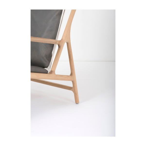 Fotelj z masivno hrastovo konstrukcijo in sedežem iz sivega usnja Gazzda Dedo-image-4
