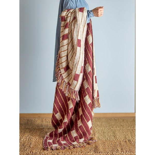 Rdeče-bež odeja iz mešanice bombaža 130x160 cm Cang – Bloomingville-image-1