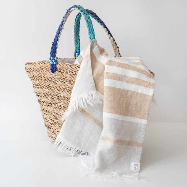 Bež lanena brisača za na plažo 85x140 cm Allure Stripe – Linen Tales-image-1