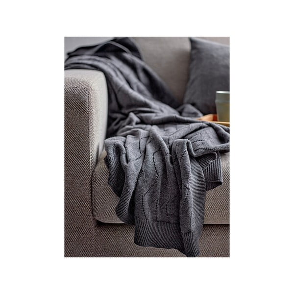 Siva pletena odeja 130x170 cm Gentle – Södahl-image-2