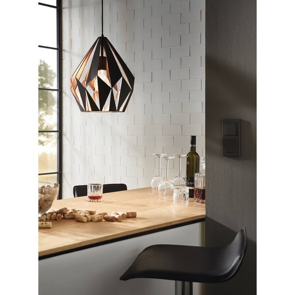 Črna viseča svetilka s kovinskim senčilom ø 31 cm CARLTON 1 – EGLO-image-1