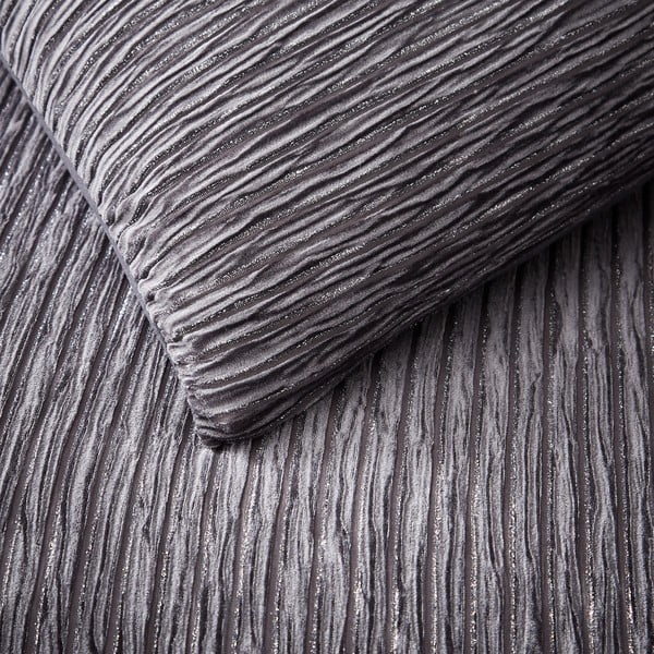 Siva posteljnina za zakonsko posteljo 200x200 cm Allure Sparkle – Catherine Lansfield-image-1