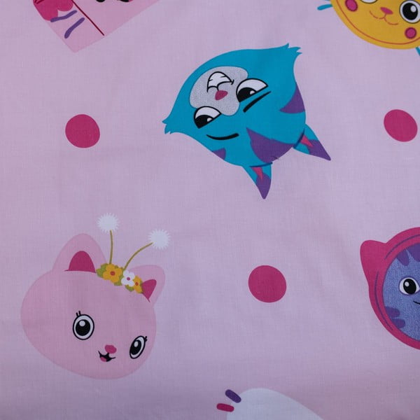 Rožnata bombažna otroška posteljnina za otroško posteljico 100x135 cm Gabby's Dollhouse – Jerry Fabrics-image-4