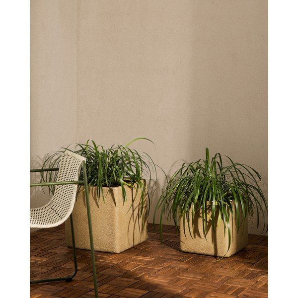 Okrasni cvetlični lonci v kompletu 2 ks iz umetnega kamna Minoa – Kave Home-image-1