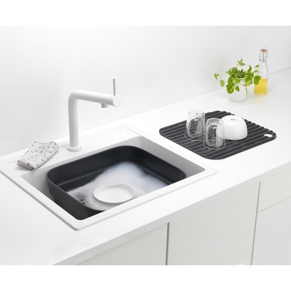 Temno siva plastična posoda za pomivanje z odcejalnikom SinkSide – Brabantia-image-4