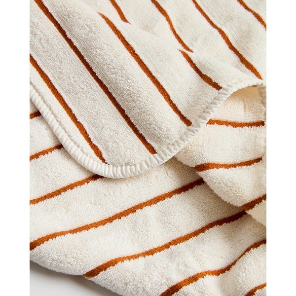 Oranžna/bež frotirna bombažna brisača 50x90 cm Dorane – Kave Home-image-4