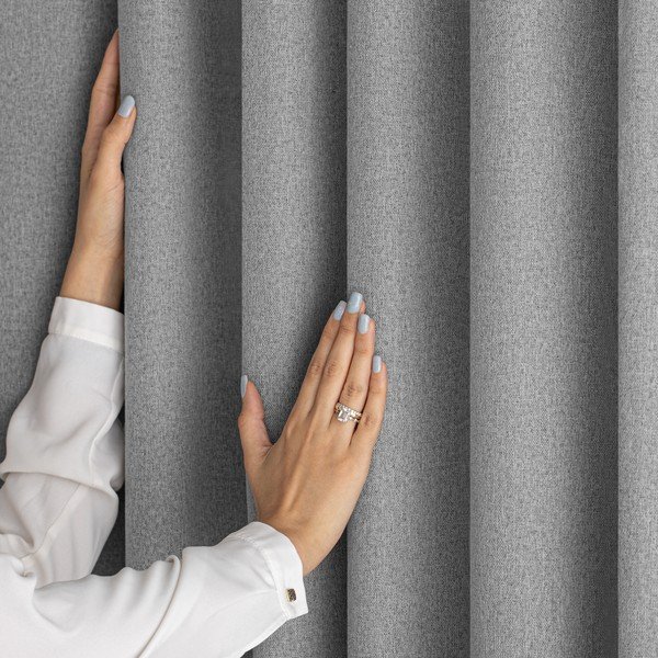 Siva zatemnitvena zavesa 140x250 cm Corita – Restilo-image-3