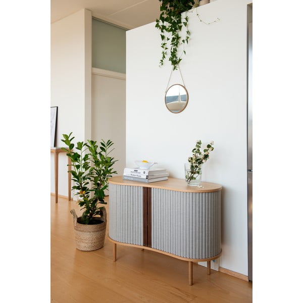 Siva/naravna nizka komoda v hrastovem dekorju z drsnimi vrati 100x67 cm Audacious – UMAGE-image-1