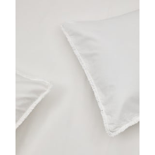 Kremno bela podaljšana posteljnina za zakonsko posteljo iz bombažnega perkala 240x220 cm Sifinia – Kave Home