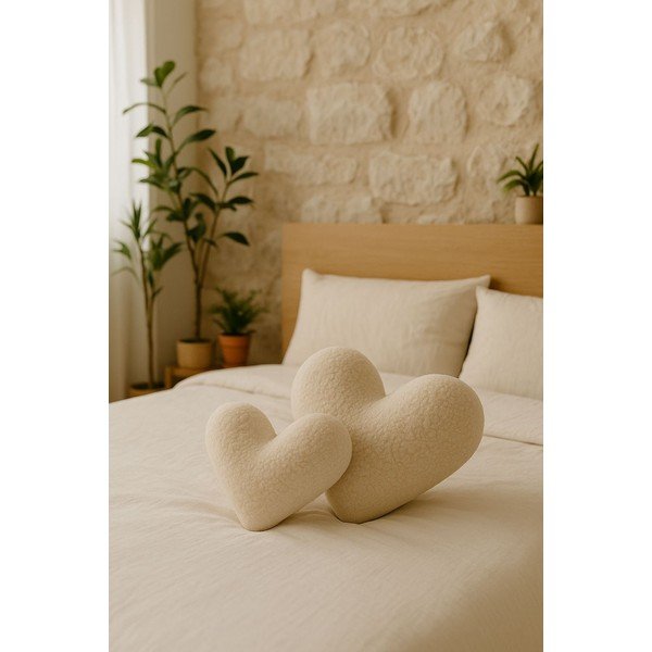 Okrasna blazina 38x33 cm Teddy Kalp – Mioli Decor-image-1