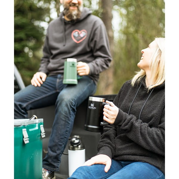 Črn termo lonček iz nerjavečega jekla 700 ml The Big Grip Beer Stein Black – Stanley-image-1