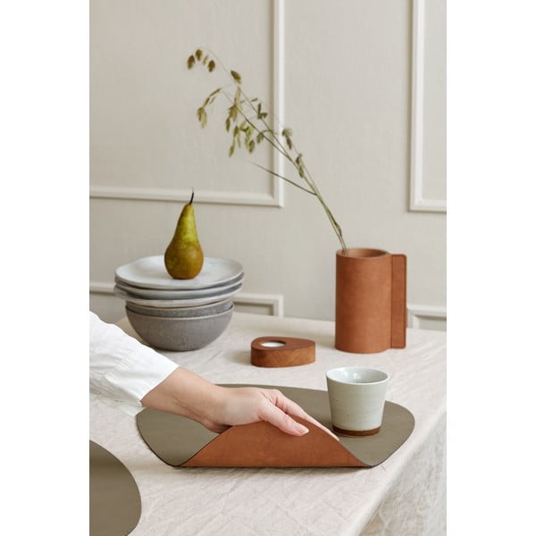 Pogrinjek iz eko usnja 37x44 cm Curve L Double Nupo – LIND DNA-image-1