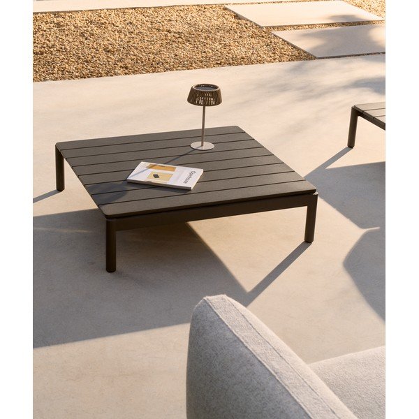 Kovinska vrtna klubska mizica 89x91 cm Sorells – Kave Home-image-1