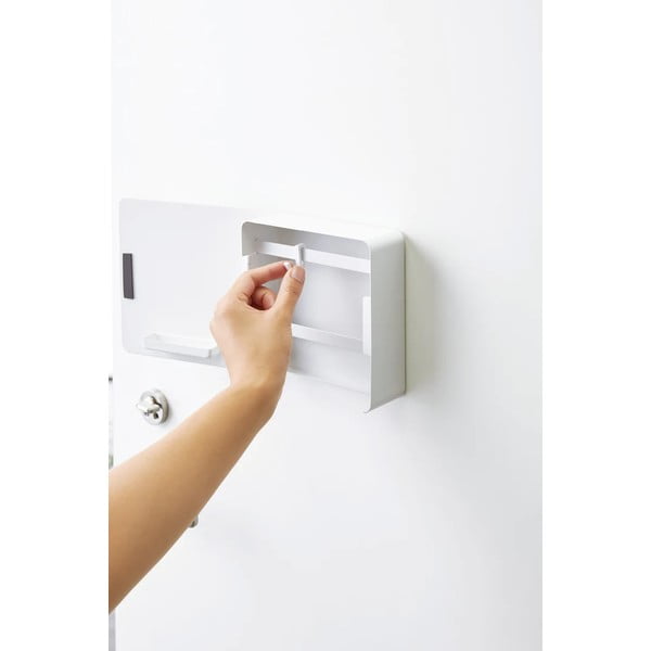 Kovinska stenska omarica za ključe Tower – YAMAZAKI-image-1