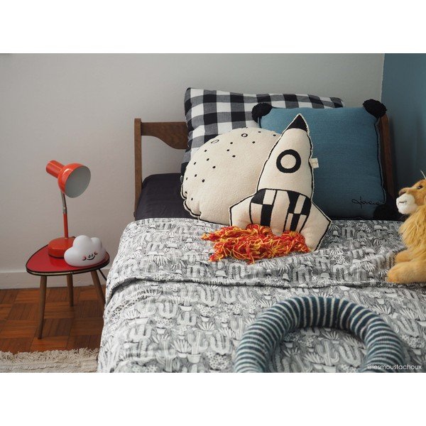 Otroška blazina Rocket – Lorena Canals-image-1