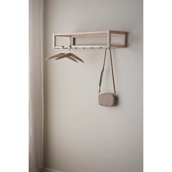 Stenski obešalnik iz masivnega hrasta v naravni barvi s polico Confetti – Rowico-image-1