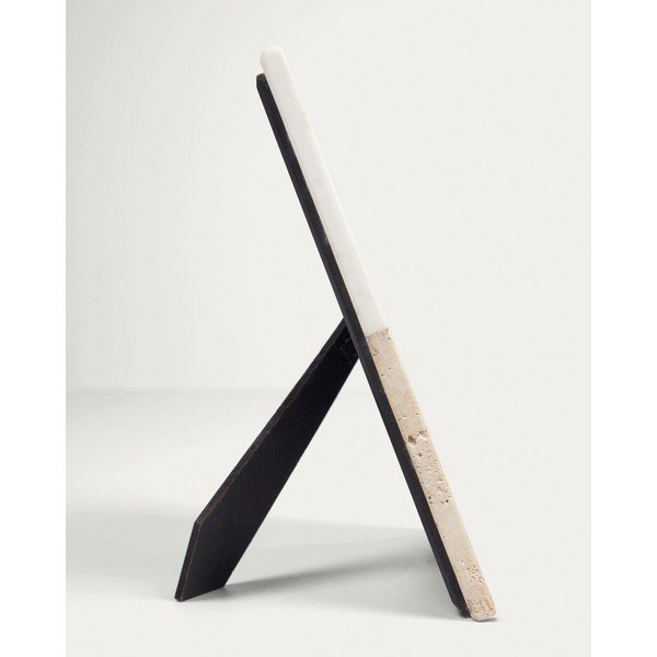 Bel kamnit stoječ okvir 18x23 cm Uria – Kave Home-image-3