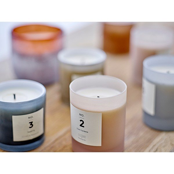 Dišeča sveča čas gorenja 50 h No. 2 Green Gardenia – ILLUME x Bloomingville-image-2