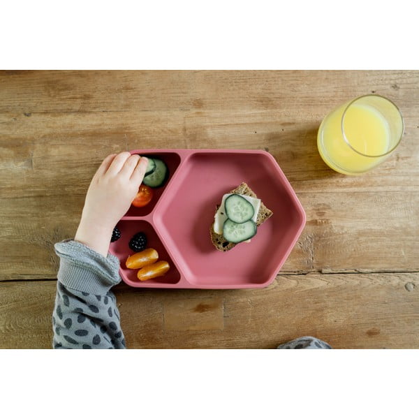 Rdeč silikonski otroški krožnik 16x25 cm – Kindsgut-image-3