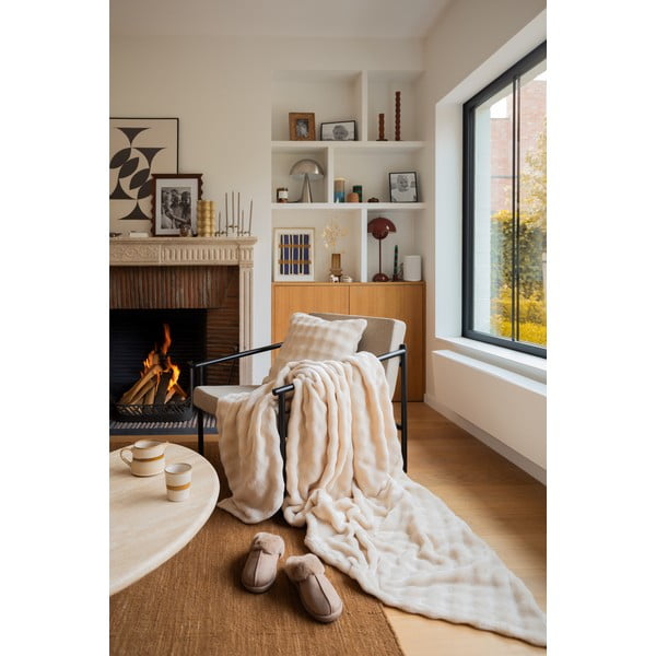 Slonokoščena odeja iz mikropliša 150x200 cm Wave – Tiseco Home Studio-image-1