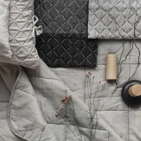 Črna oblazinjena postelja z letvenim dnom 90x200 cm Sleepy Luna - Miuform-image-2