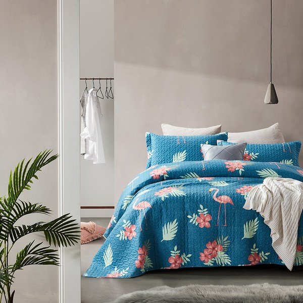 Modro posteljno pregrinjalo iz mikropercala z dvema prevlekama za vzglavnik Sleeptime Flamingo, 250 x 260 cm