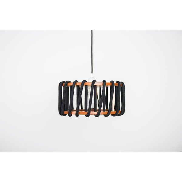 Črna viseča svetilka EMKO Macaron, ø 30 cm-image-2