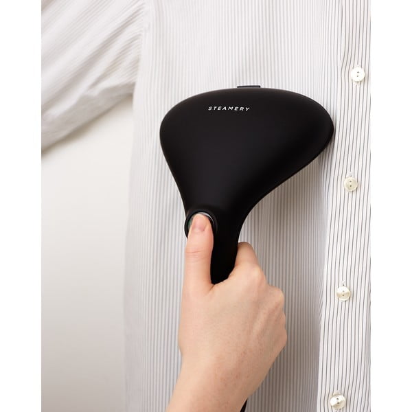 Črn parni likalnik za oblačila Cirrus 2 – Steamery-image-1
