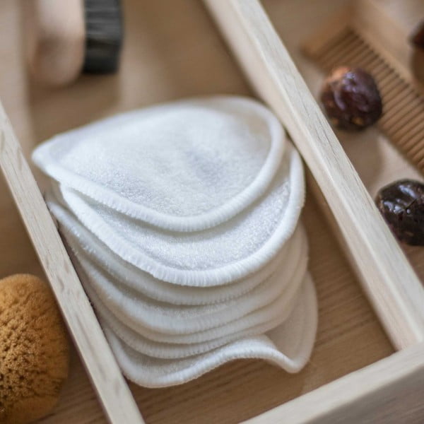 Blazinice za odstranjevanje ličil v kompletu 10 kos Clean - Mette Ditmer Denmark-image-3