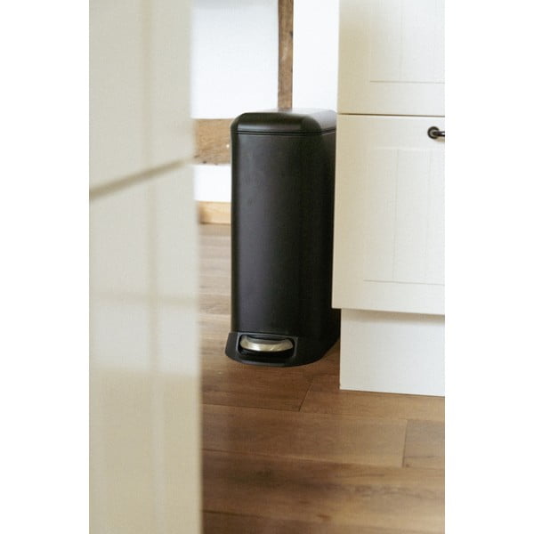 Mat črn jeklen koš za smeti s pedalom 20 l Design – Wenko-image-1