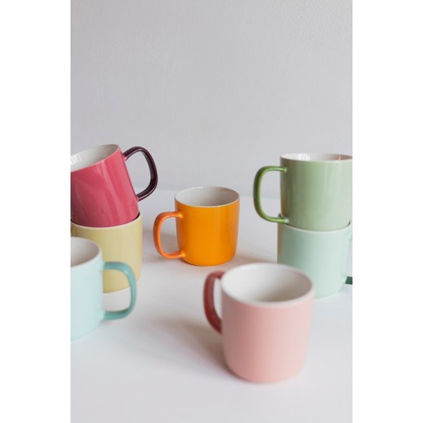 Rožnata skodelica iz porcelana new bone china 370 ml Mae – ONA-image-4