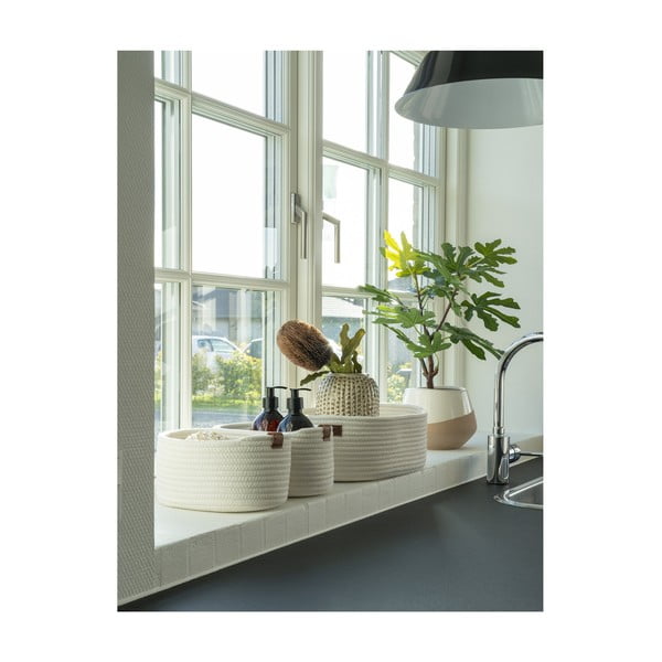 Tekstilne košare za kopalnico v kompletu 3 ks 35x25x13 cm Jarana – House Nordic-image-1