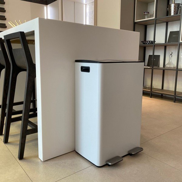 Mat bel jeklen koš za smeti za ločevanje odpadkov s pedalom 2x30 l Aliya – Spirella-image-1