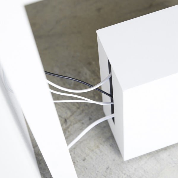 Kovinski organizator za kable Tower – YAMAZAKI-image-1