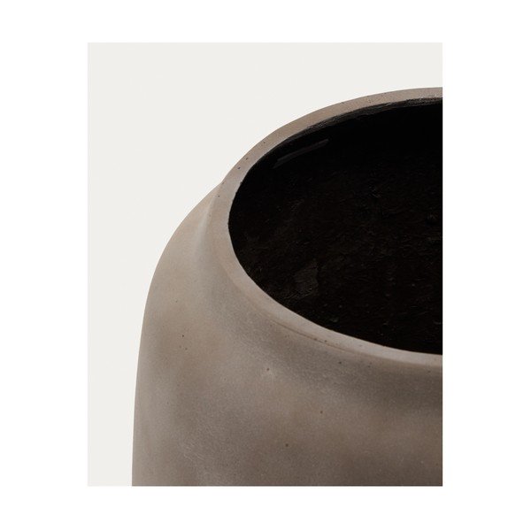 Betonski okrasni cvetlični lonec ø 53 cm Lira – Kave Home-image-2