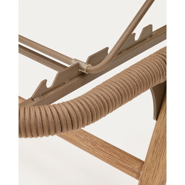 Rjav vrtni ležalnik iz masivnega lesa in kovine Dandara – Kave Home-image-1