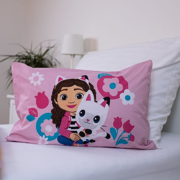 Rožnata bombažna otroška posteljnina za otroško posteljico 100x135 cm Gabby's Dollhouse – Jerry Fabrics-image-3