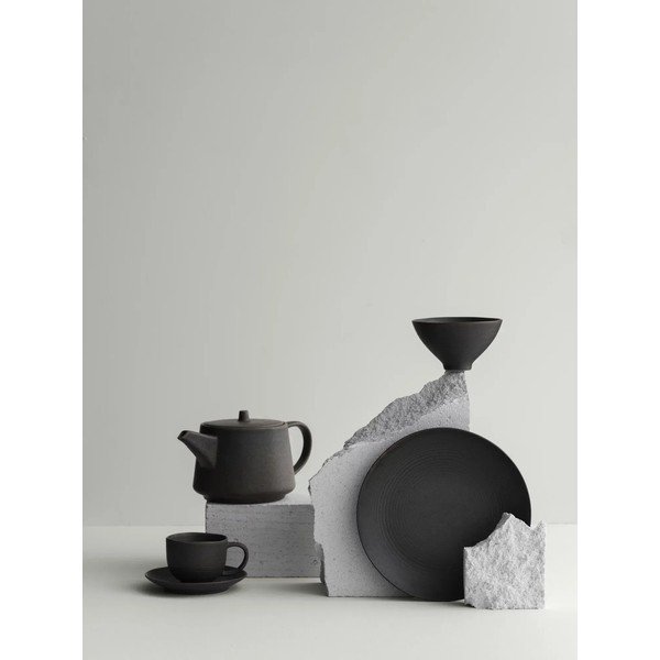 Temno rjav keramičen čajnik 1 l Kumi – Blomus-image-1