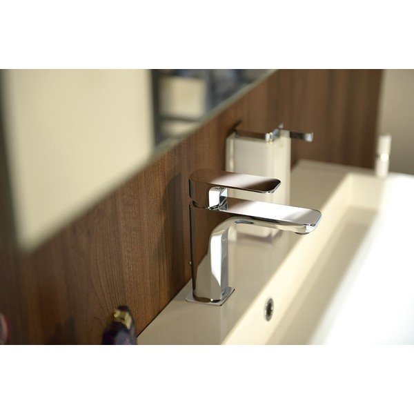 Stoječa armatura za umivalnik v sijajno srebrni barvi Spy – Sapho-image-2