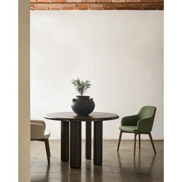 Temno zelen oblazinjen jedilni stol z nasloni za roke Nelida – Kave Home-image-2