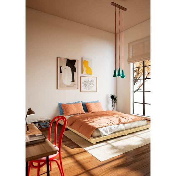 Zakonska postelja iz masivnega bora z letvenim dnom v naravni barvi 140x200 cm Dock – Karup Design-image-1