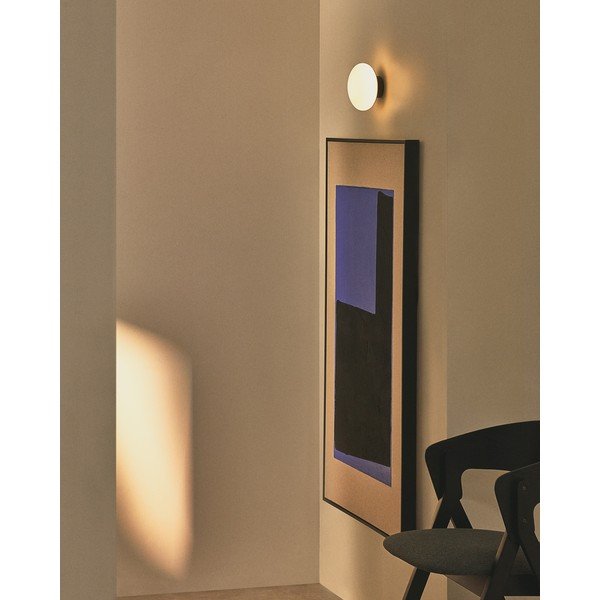 Bela/črna stenska svetilka ø 15 cm Bamila – Kave Home-image-4