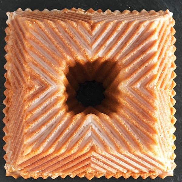 Nordic Ware Bavaria Kockasti kalup-image-1