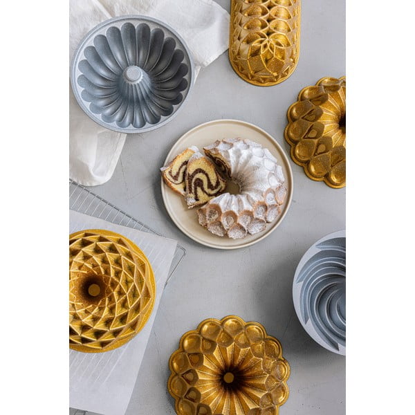 Zlat model za peko iz litega aluminija Bonami Selection Jeweline-image-1