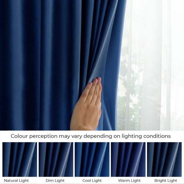 Temno modra žametna zavesa za delno zatemnitev 140x245 cm Eyelets – Restilo-image-4