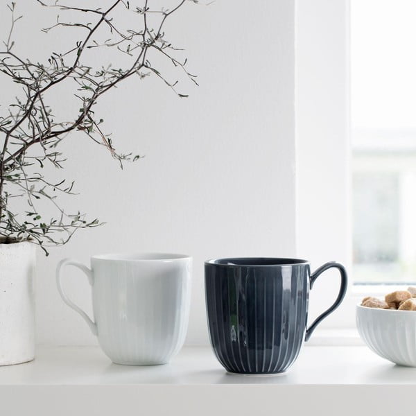 Bela porcelanasta skodelica Kähler Design Hammershoi, 330 ml-image-2