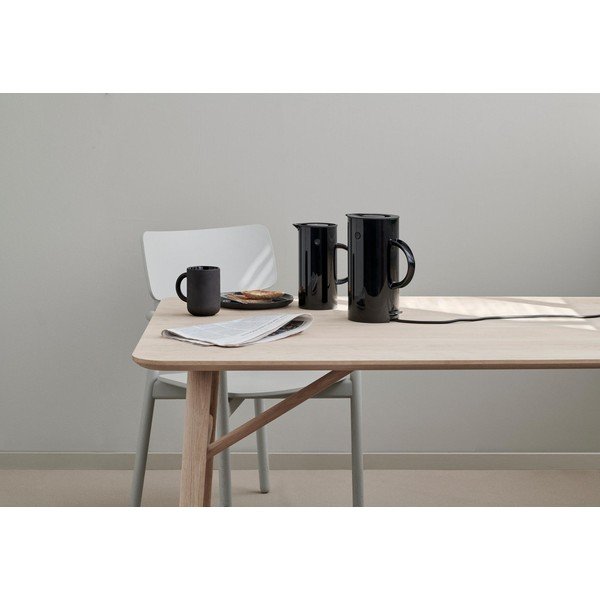Črn plastičen grelnik vode 1,5 l EM77 – Stelton-image-4