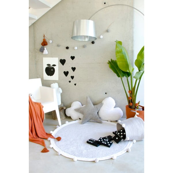 Svetlo siva pralna ročno tkana bombažna otroška preproga ø120 cm Bubbly – Lorena Canals-image-3