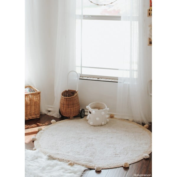 Bež pralna ročno tkana bombažna otroška preproga ø120 cm Bubbly Honey – Lorena Canals-image-1